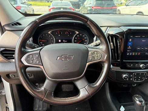 Used 2020 Chevrolet Traverse RS FWD image 11