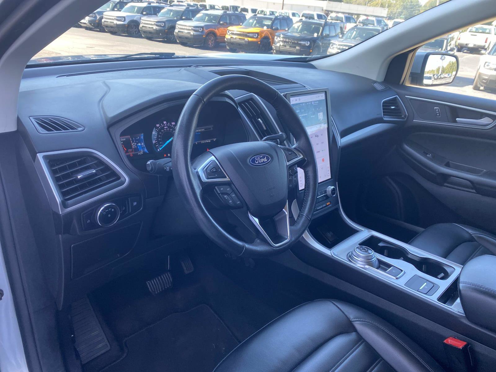 Used 2024 Ford Edge SEL AWD/4WD image 19