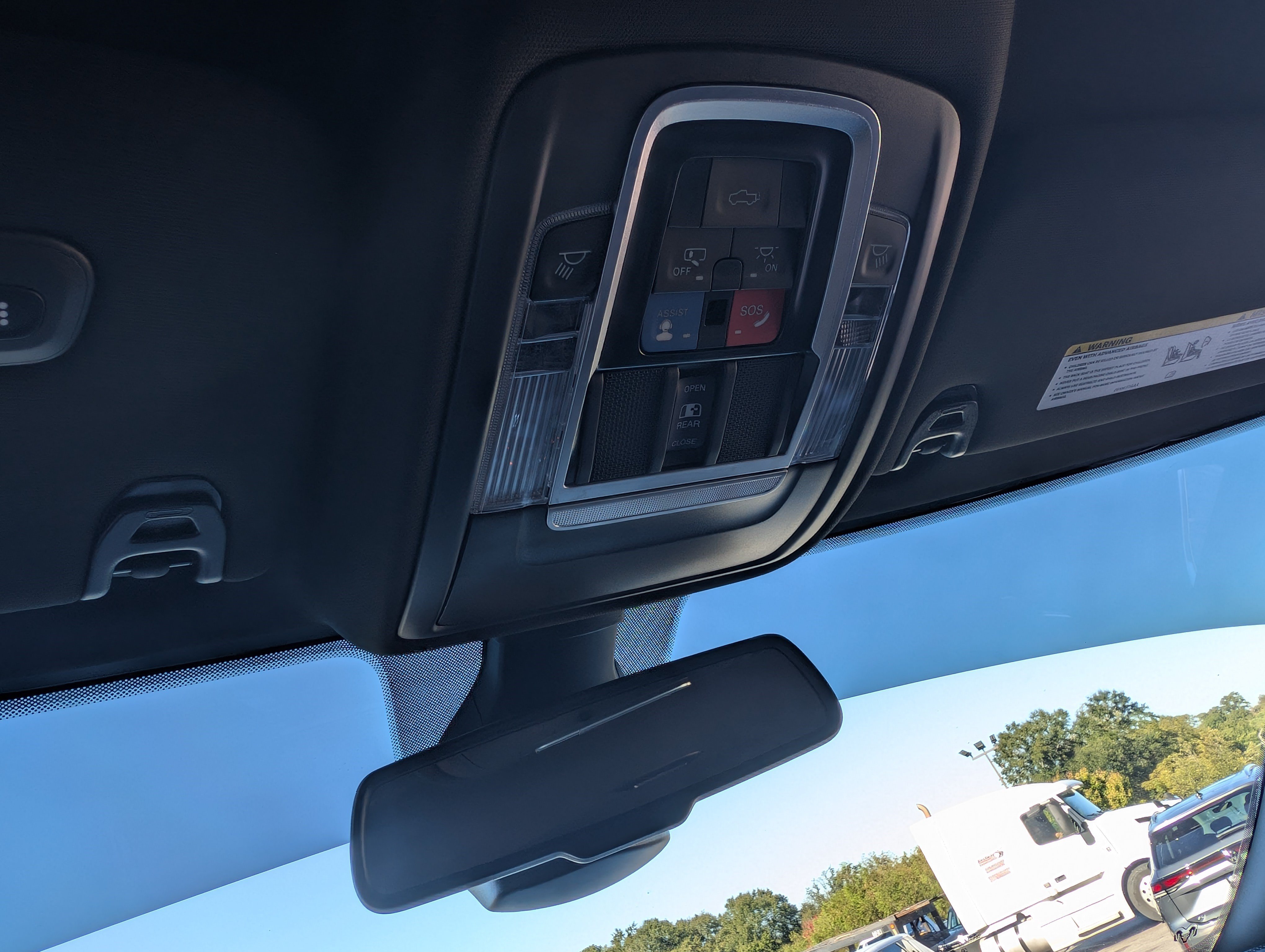 Used 2022 RAM 3500 Limited AWD/4WD image 30