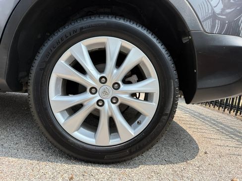 Used 2013 Toyota RAV4 Limited FWD image 25