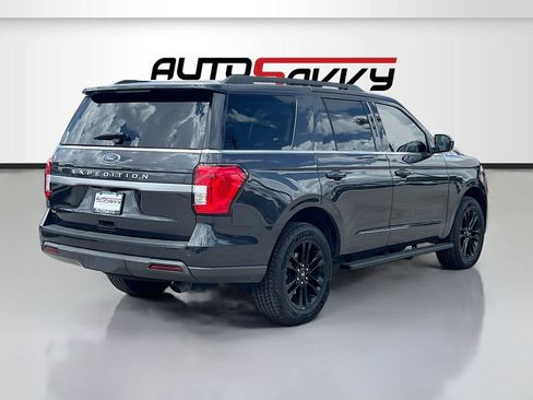 Used 2023 Ford Expedition XLT AWD/4WD image 7