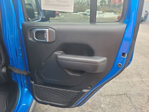 Certified 2024 Jeep Wrangler Unlimited Rubicon image 29