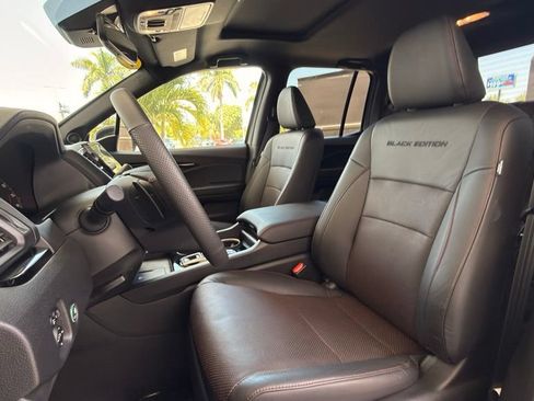 Used 2026 Honda Ridgeline Black Edition image 4