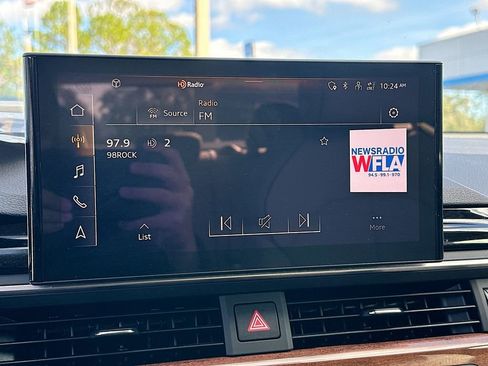 Used 2021 Audi A4 2.0T Premium Plus w/ Premium Plus Package image 15