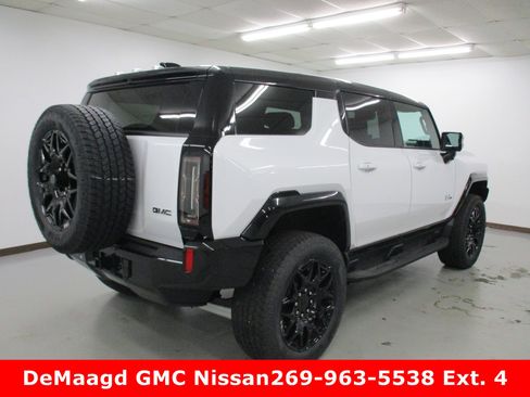 New 2026 GMC Hummer EV SUV image 14