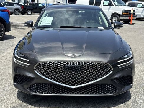 Used 2025 Genesis G70 2.5T AWD/4WD image 8