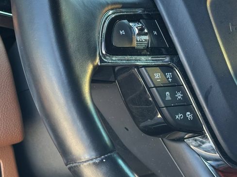 Used 2023 Lincoln Navigator L Reserve w/ Monochromatic Package AWD/4WD image 26