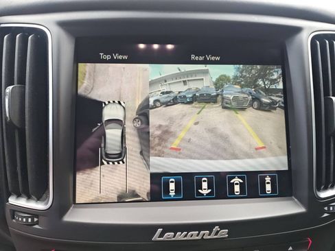Used 2019 Maserati Levante GranSport AWD/4WD image 43