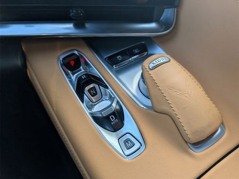 Used 2024 Chevrolet Corvette Stingray Preferred Cpe w/ Z51 Performance Package image 19