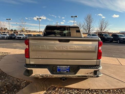 Used 2025 Chevrolet Silverado 1500 LT AWD/4WD image 6