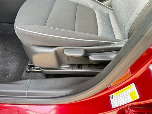 Used 2025 Chevrolet TrailBlazer LT image 23