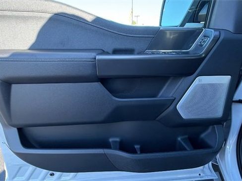 New 2025 Ford F150 Lariat w/ Equipment Group 502A High image 21