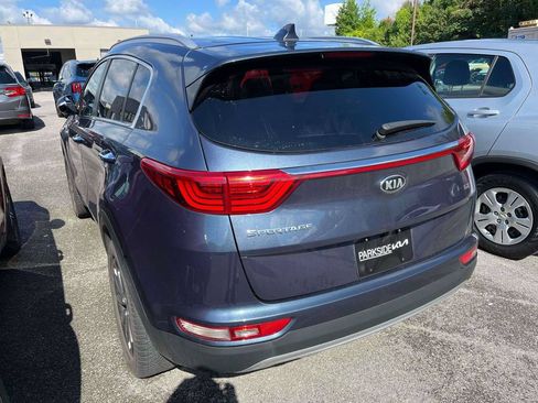 Used 2018 Kia Sportage EX w/ EX Sport Appearance Package AWD/4WD image 3