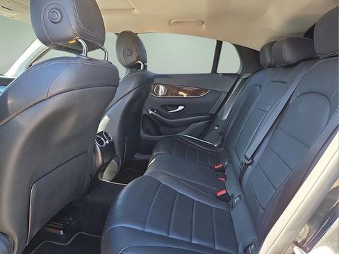 Used 2017 Mercedes-Benz GLC 300 4MATIC Coupe image 15