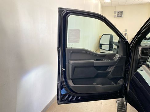 New 2025 Ford F150 XLT w/ Equipment Group 302A MID image 38