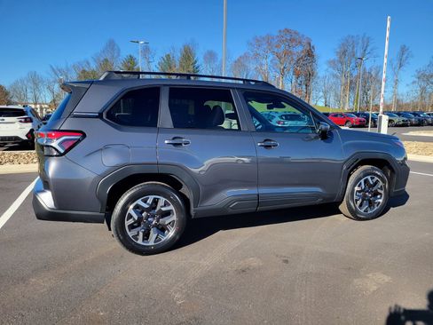 New 2026 Subaru Forester Premium AWD/4WD image 8