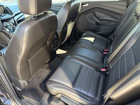 Used 2014 Ford Escape Titanium FWD image 11