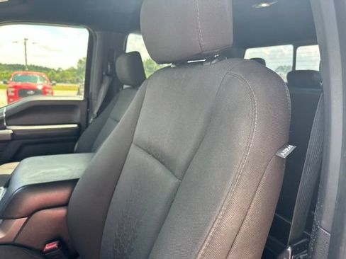Used 2019 Ford F150 XLT w/ Equipment Group 302A Luxury AWD/4WD image 14