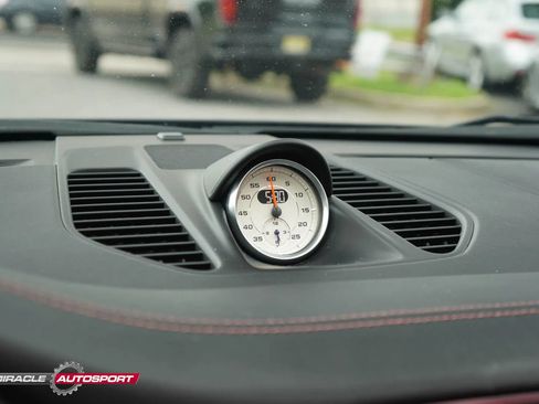 Used 2018 Porsche 911 Targa 4S AWD/4WD image 40