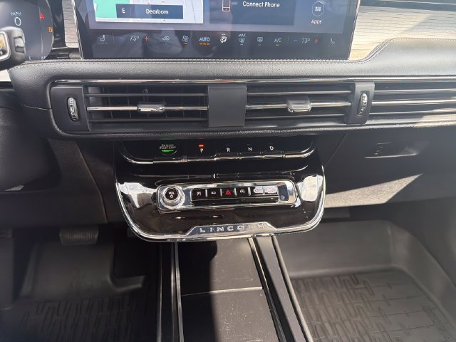 Certified 2025 Lincoln Corsair FWD image 19