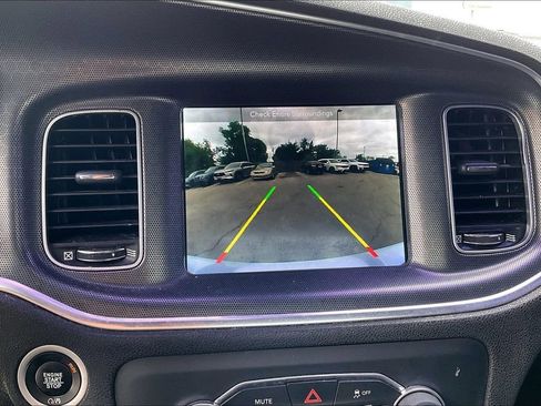 Used 2018 Dodge Charger R/T Scat Pack RWD image 31