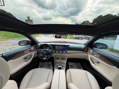 Used 2018 Mercedes-Benz E 300 image 10