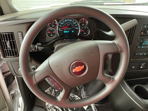 Used 2024 Chevrolet Express 3500 LT w/ LT Preferred Equipment Group RWD image 22