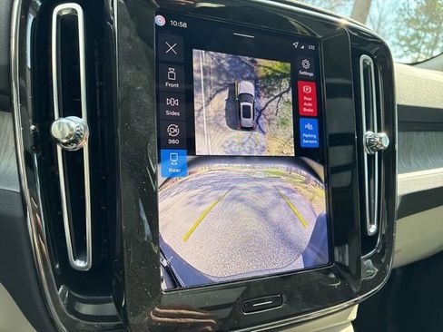 New 2026 Volvo XC40 B5 Plus w/ Protection Package Premier image 34