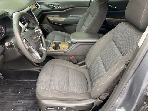 Used 2021 GMC Acadia SLE w/ Driver Convenience Package image 9