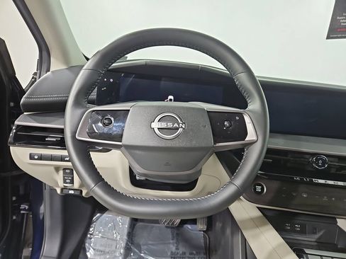 Certified 2025 Nissan Murano SV AWD/4WD image 16