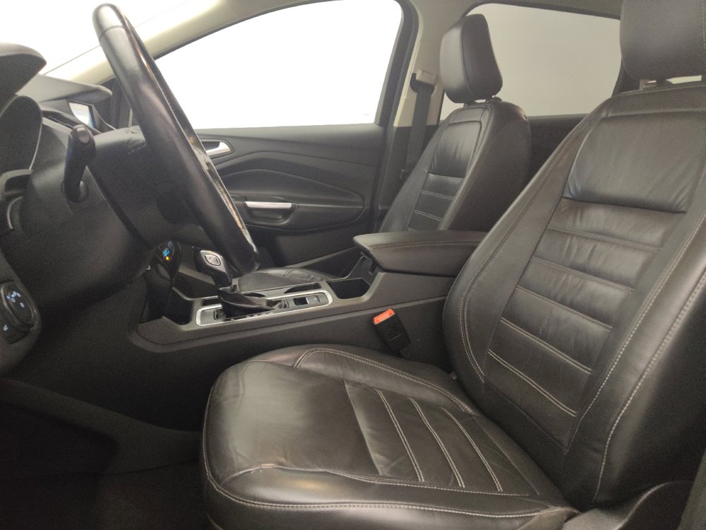 Used 2018 Ford Escape Titanium w/ Ford Safe & Smart Package FWD image 17