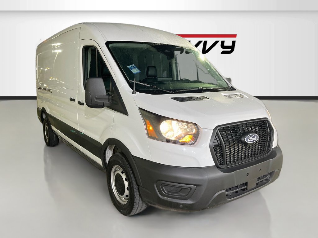 Used 2026 Ford Transit 250 148 Medium Roof RWD image 1