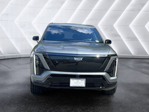 New 2026 Cadillac Vistiq Sport image 9