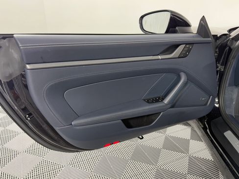 Used 2025 Porsche 911 Carrera image 14