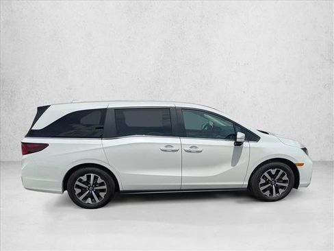 Used 2026 Honda Odyssey EX-L image 4