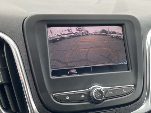 Used 2023 Chevrolet Equinox LT FWD image 19