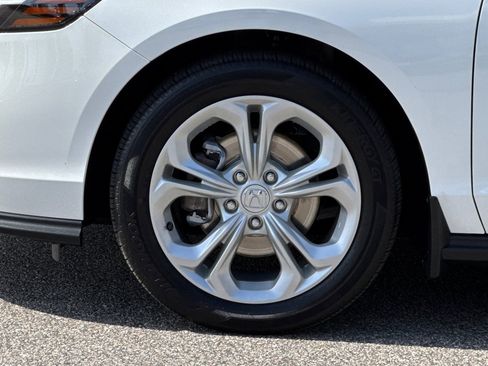 Certified 2024 Honda Accord LX image 25