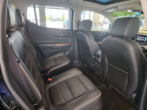 Used 2019 GMC Acadia Denali w/ Technology Package FWD image 19