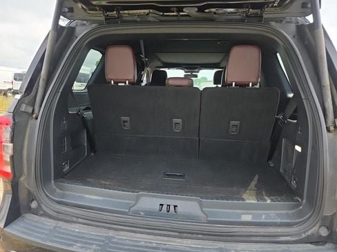 Used 2023 Ford Expedition Limited AWD/4WD image 14