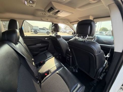 Used 2017 Dodge Journey Crossroad w/ Rear Seat Video Group I AWD/4WD image 11