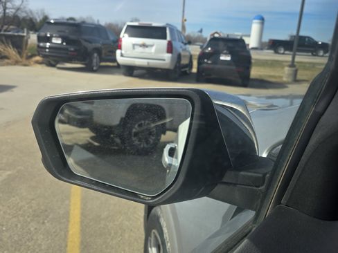 Used 2020 GMC Terrain Denali w/ Denali Premium Package image 8