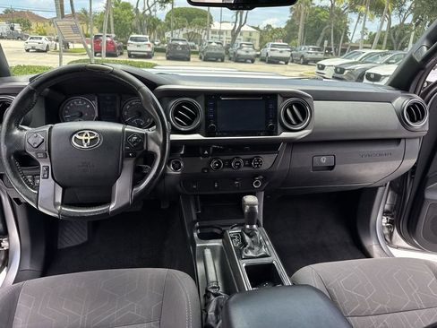 Used 2017 Toyota Tacoma TRD Sport w/ Tow Package RWD image 36