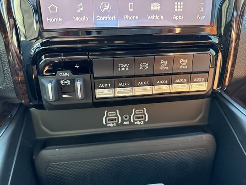 New 2026 RAM 2500 Big Horn AWD/4WD image 27