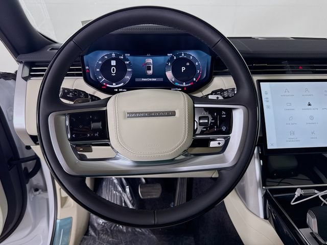 New 2026 Land Rover Range Rover Long Wheelbase SE AWD/4WD image 12