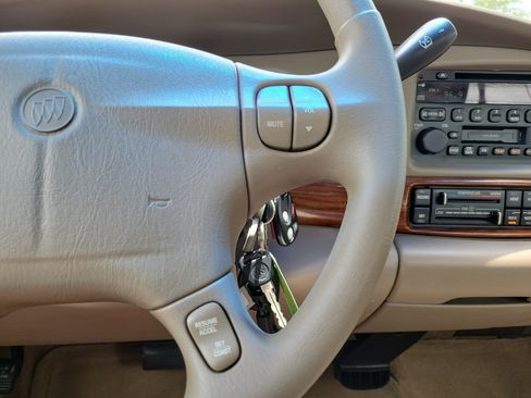 Used 2003 Buick Le Sabre Custom w/ Best Seller Package FWD image 22