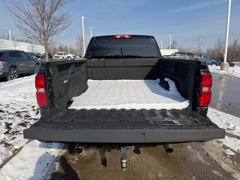 Used 2017 Chevrolet Silverado 1500 LT w/ All Star Edition image 4