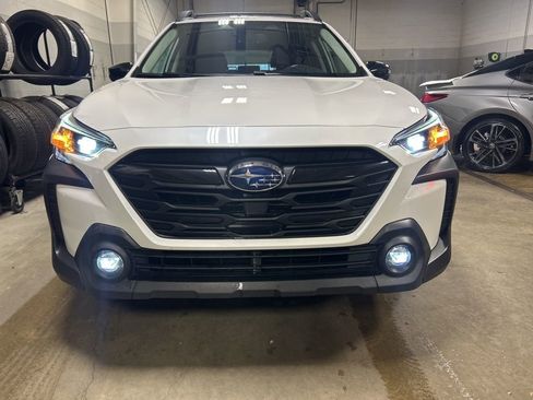 Used 2024 Subaru Outback Onyx Edition image 2