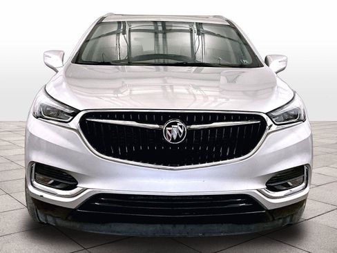Used 2021 Buick Enclave Essence w/ Sound and Sites Package AWD/4WD image 3