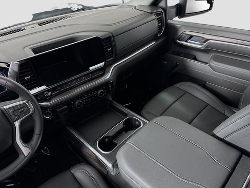 New 2026 Chevrolet Silverado 3500 LTZ w/ LTZ Premium Package image 24