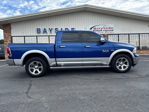 Used 2016 RAM 1500 Laramie w/ Convenience Group AWD/4WD image 10